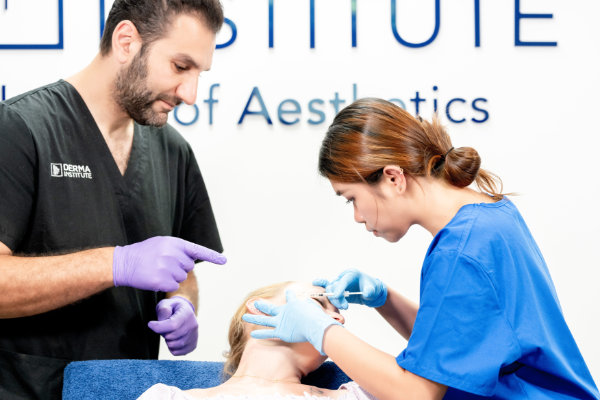 1-2-1-clinical-expers